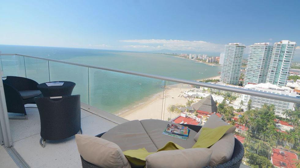 Peninsula 19E - Puerto Vallarta-1