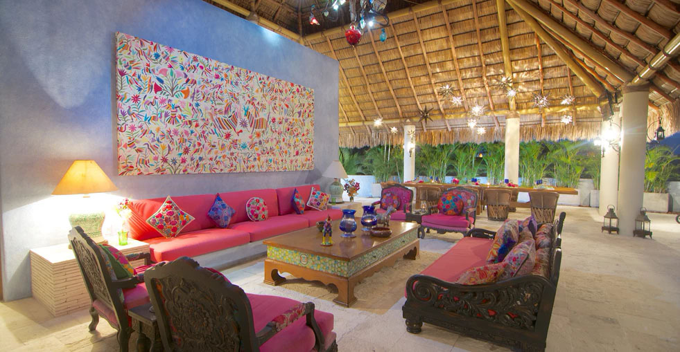Outdoor living room - Villa Luna Azul, La Punta; Manzanillo