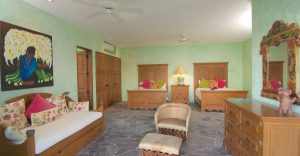 Bedroom with 2 doubles and daybed - Villa Luna Azul, La Punta; Manzanillo