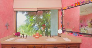 Master bathroom - Villa Luna Azul, La Punta; Manzanillo