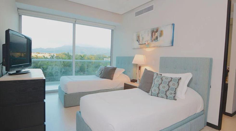 Peninsula B2 - Puerto Vallarta-20