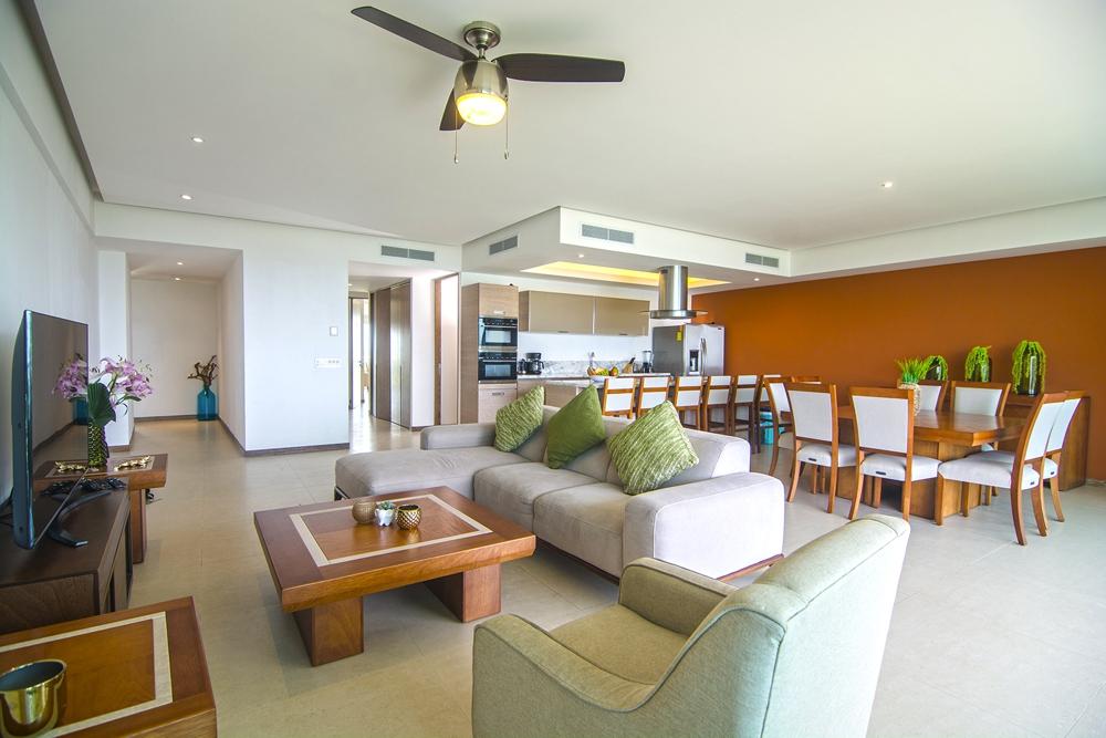 Peninsula 6J-F1; Nuevo Vallarta