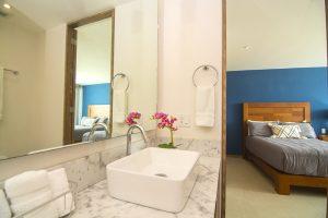 Peninsula 6J-F1; Nuevo Vallarta