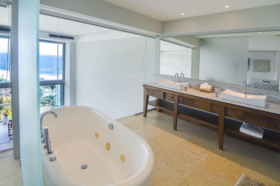 Master bathroom - Peninsula Penthouse 12 - Nuevo Vallarta-15