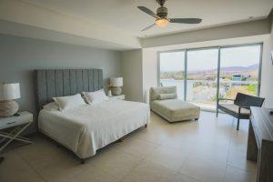 Master bedroom with king bed - Peninsula Mazatlan 4G, Sinaloa