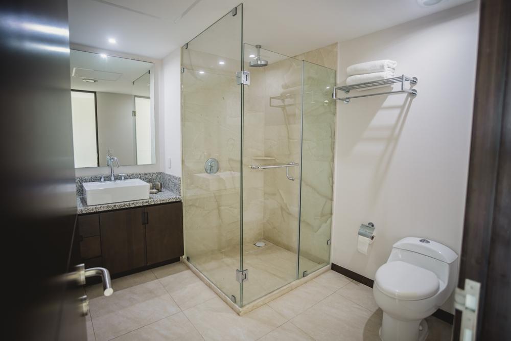 Second bathroom - Peninsula Mazatlan 4G, Sinaloa