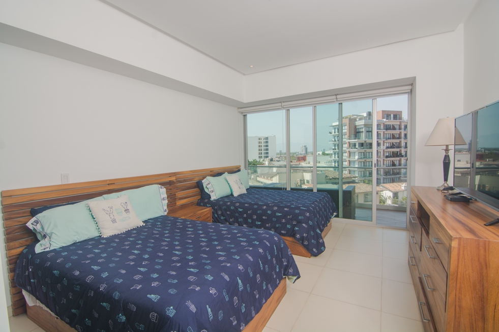 Icon 1C, Puerto Vallarta, Mexico