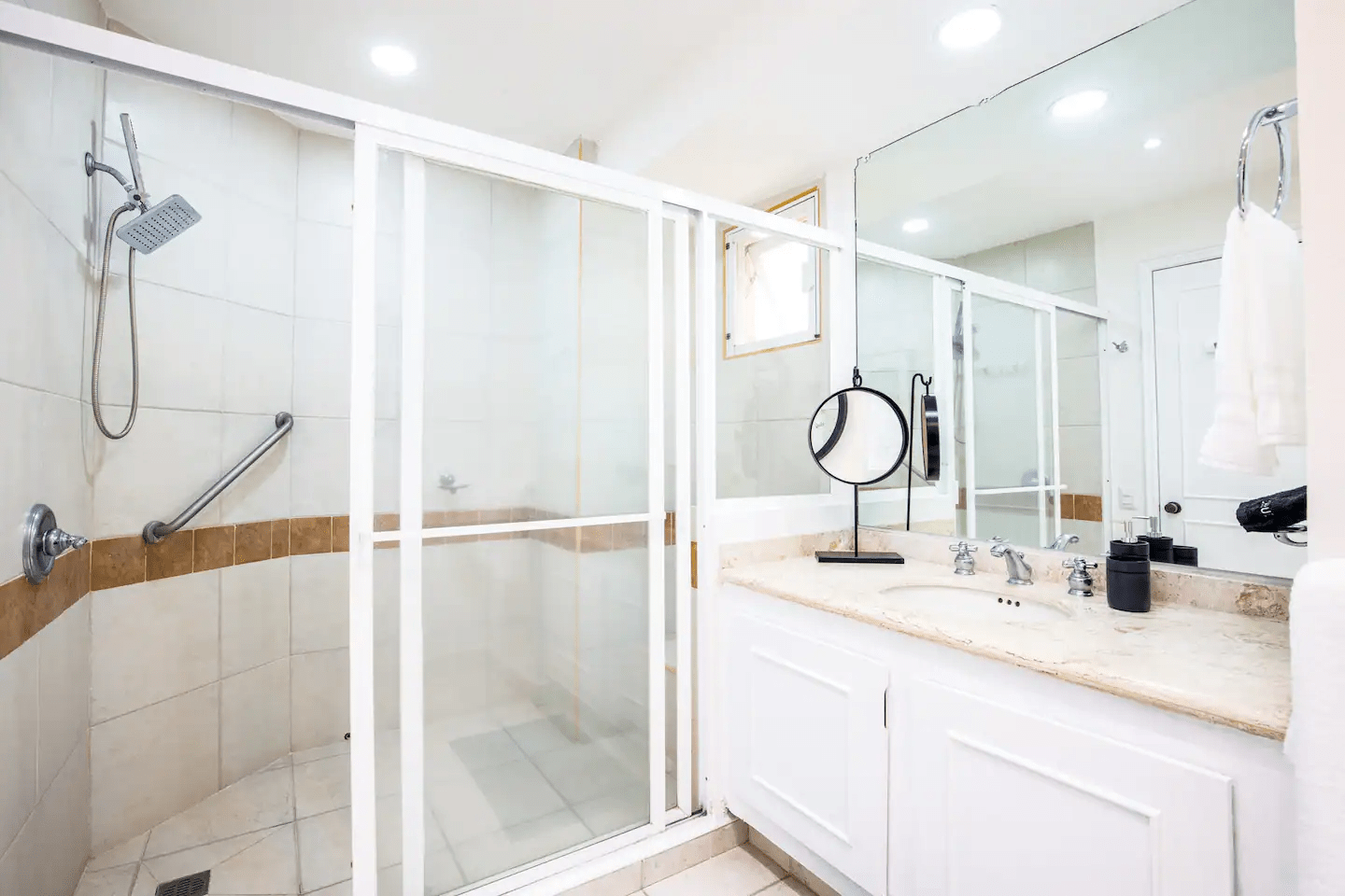 Master bathroom - D-902 - Puerto Vallarta