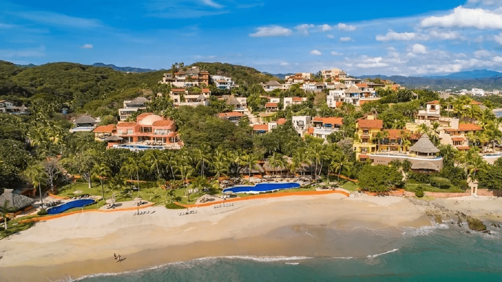 View of gated community - Casa Tramontana, Nuevo Vallarta