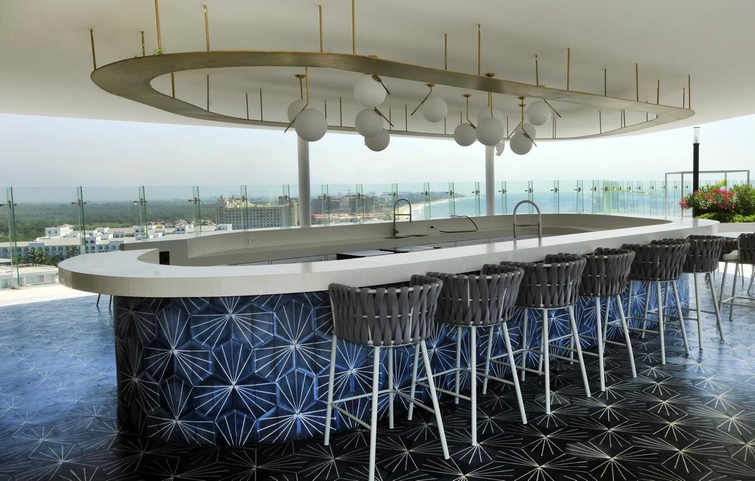 Roof top bar - Maritima U9, Nuevo Vallarta, Mexico