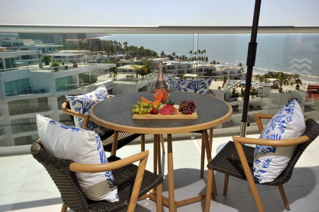 Outdoor terrace - Maritima U9, Nuevo Vallarta, Mexico