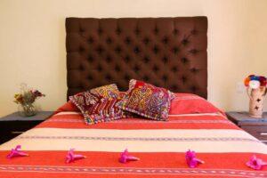Bedroom with queen bed - Villa Sol - San Miguel de Allende - 15