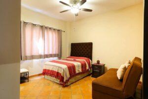 Bedroom two with double bed and single sofa - Villa Sol - San Miguel de Allende - 19