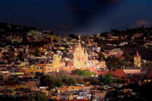 Night view of the town - Villa Sol - San Miguel de Allende - 42
