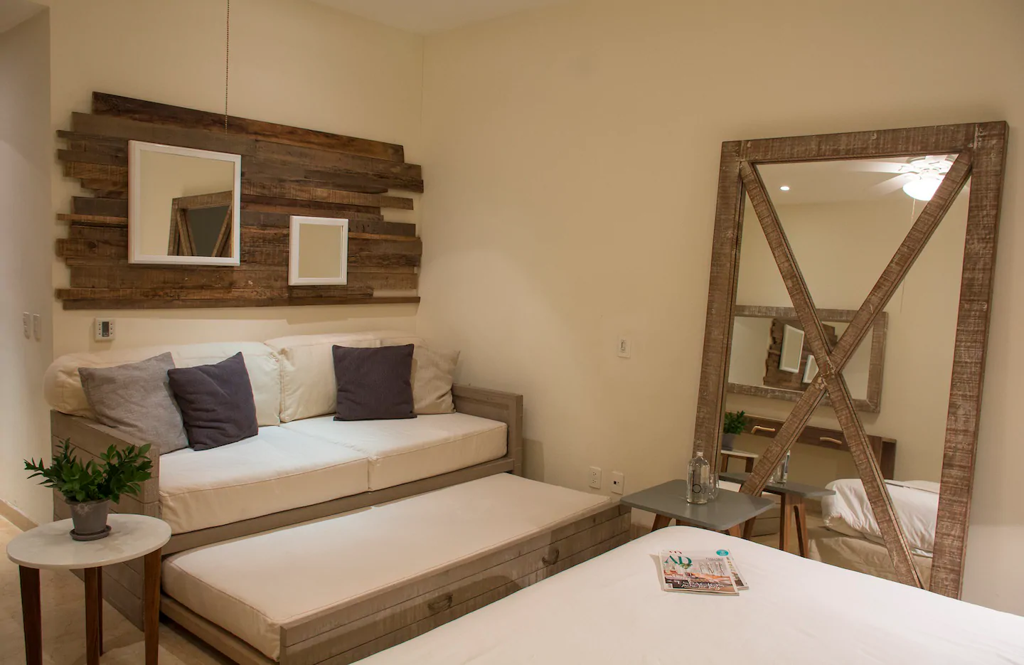 Bedroom 2 with king bed/2 singles - Veneros Pacifico, Riviera Nayarit, Mexico