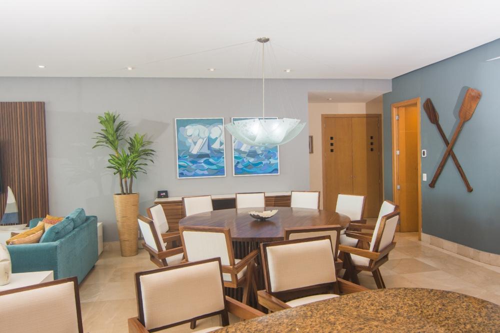 Dining for 10 - Edzna 602, Nuevo Vallarta, Mexico