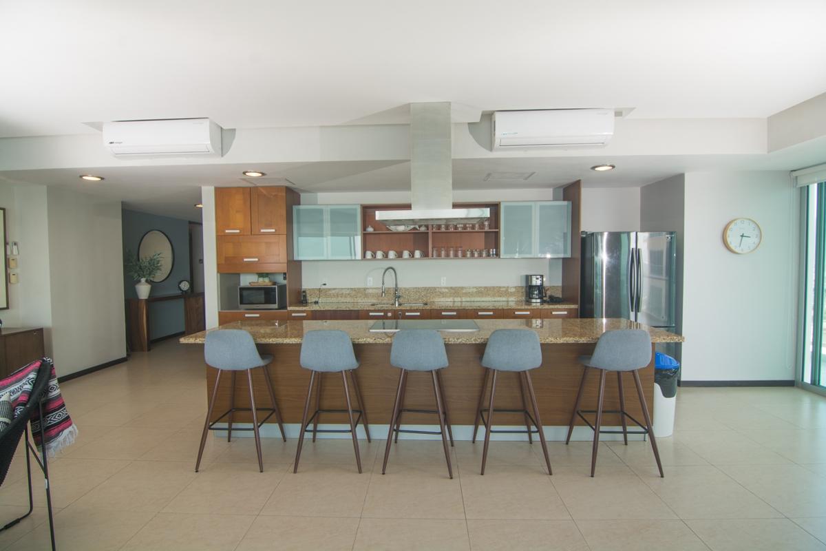 Fully equipped kitchen - Peninsula 17A - Puerto Vallarta