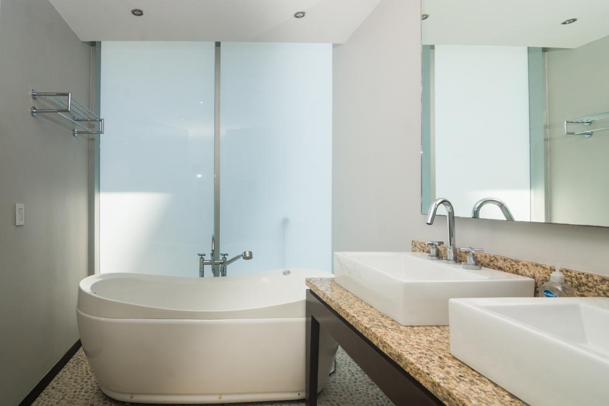 Master bathroom - Peninsula 17A - Puerto Vallarta