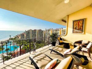 Balcony - Bayview Grand 31