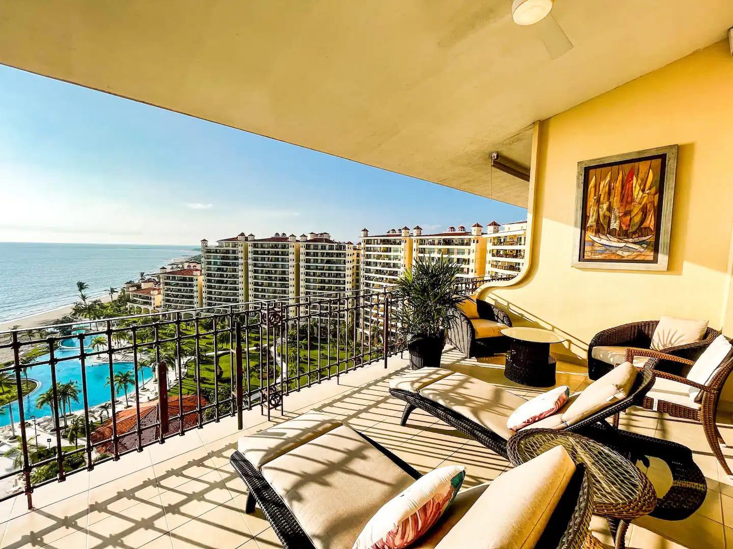 Balcony - Bayview Grand 31