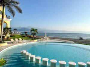 Pool - Bayview Grand 55