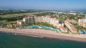 Pool - Bayview Grand 65