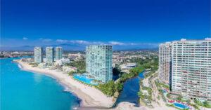 The Peninsula Puerto Vallarta is located in the hotel zone near the marina